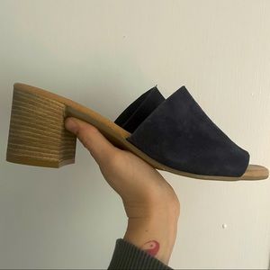 A. Giannetti sandals